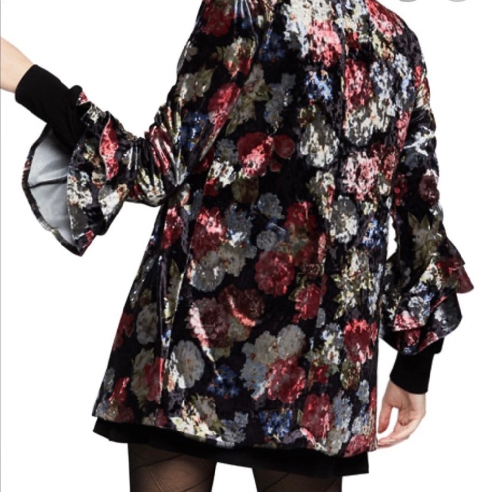BCBG GENERATION BOHO FLORAL RUFFLE SLEEVES VELVET CARDIGAN BLAZER - Picture 16 of 16